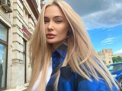 Наталья Рудова подарила маме двухкомнатную квартиру в Москве