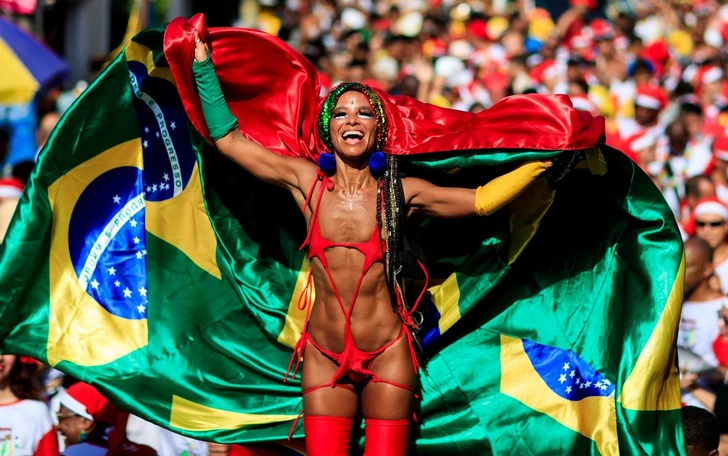 Yigit ikki marta ketma-ket porno video