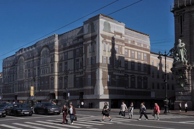Петербург под сеткой: центр города в период ремонта фасадов
