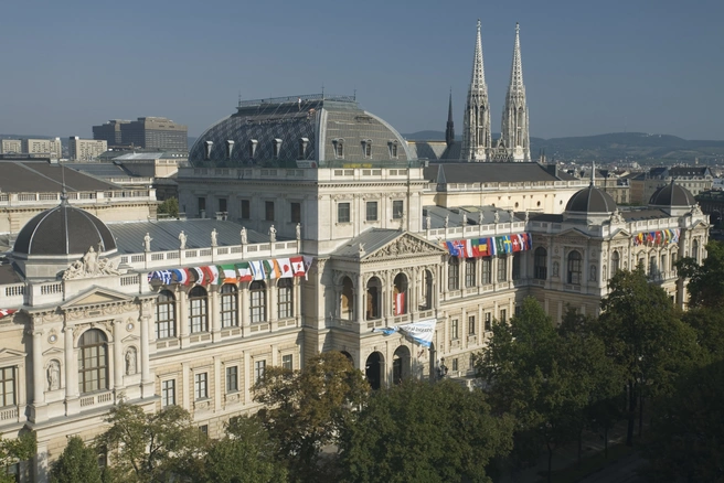 Главный корпус вуза Universität Wien | Источник: предоставлено Анной Загороднюк