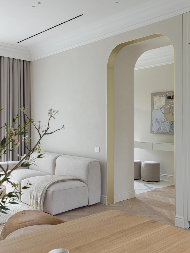 Источник: Лиза Гуровская. Стиль: Анна Стрижак