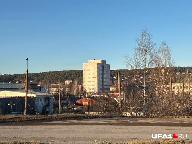 Здание Усть-Катавского вагоностроительного (бывшего железоделательного) завода | Источник: Андрей Бирюков / UFA1.RU