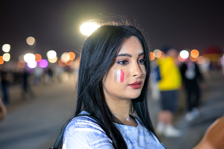 Самые сексуальные болельщицы чемпионата мира по футболу в Катаре (много фото)