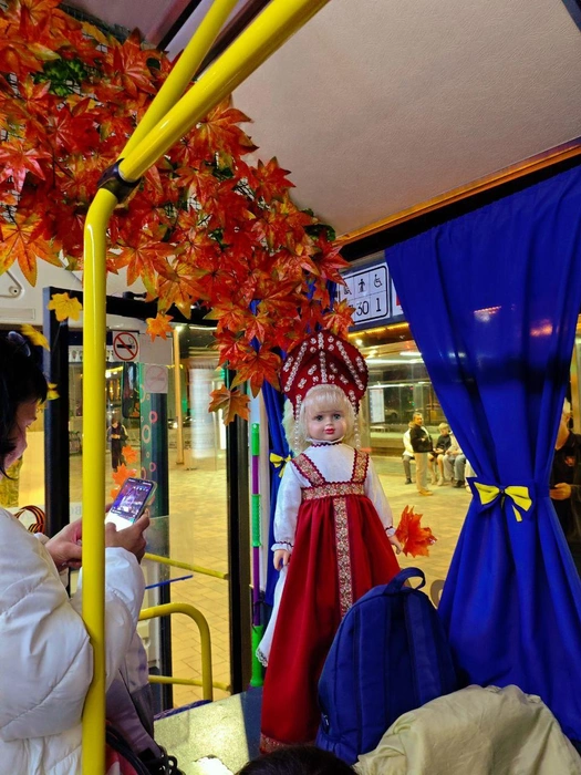 Кукла была главным экспонатом всей поездки | Источник: читатели V1.RU