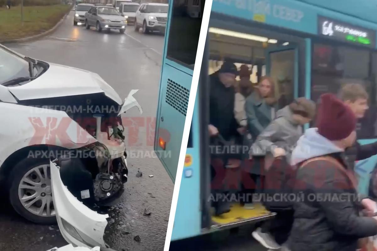 Автобус с пассажирами попал в аварию в Архангельске: видео с места событий