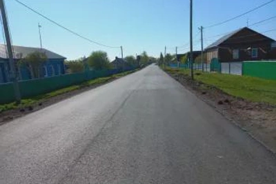 Асфальт обновили на дороге Толбазы-Семенкино в Башкортостане