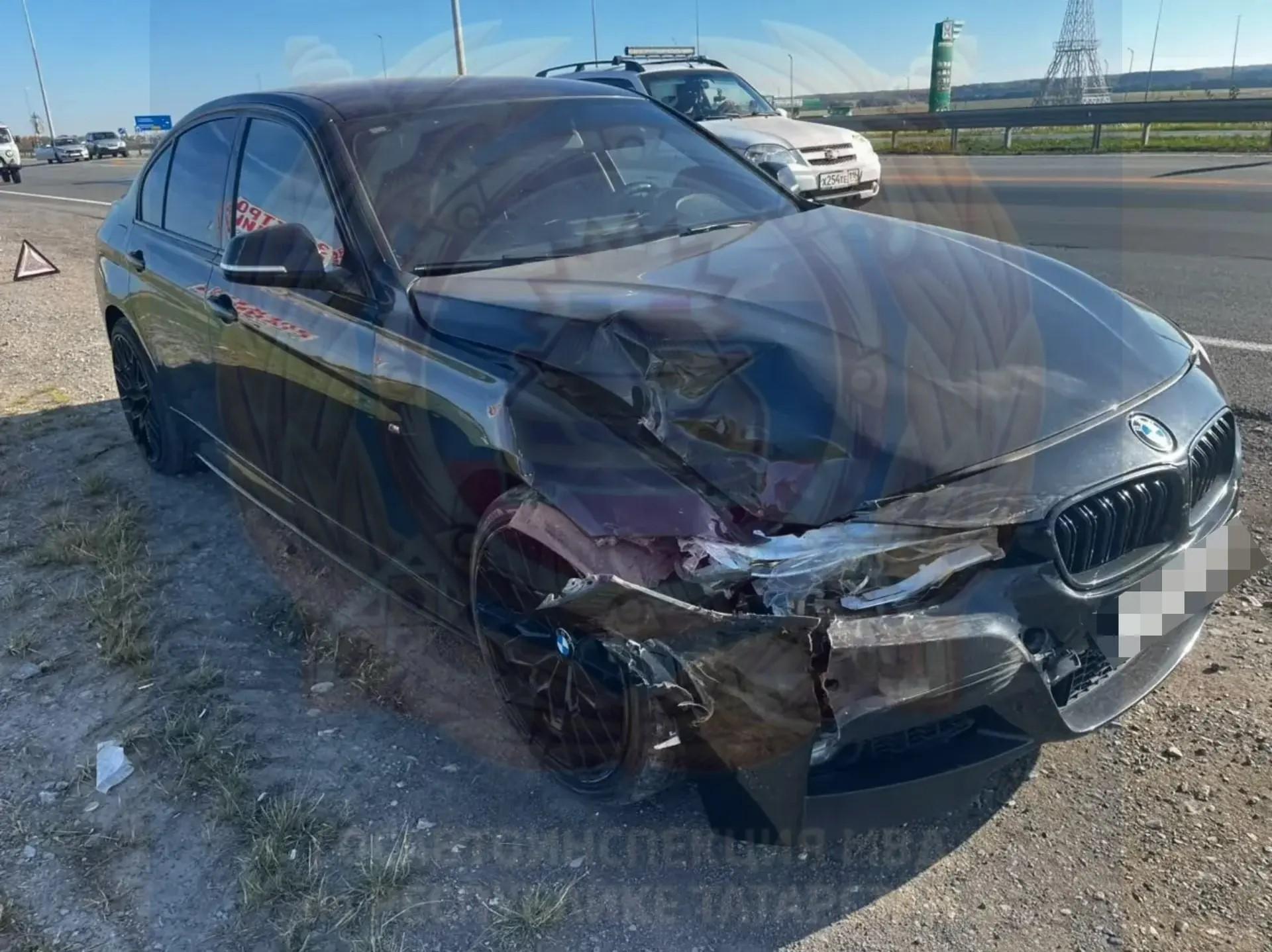 Появились новые фото перевернувшегося в Татарстане автобуса