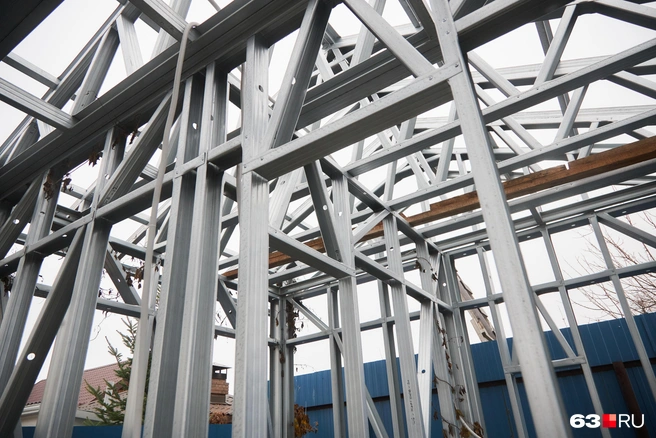 Кто-то из потерпевших даже каркаса не получил | Источник: Роман Данилкин / 63.RU 