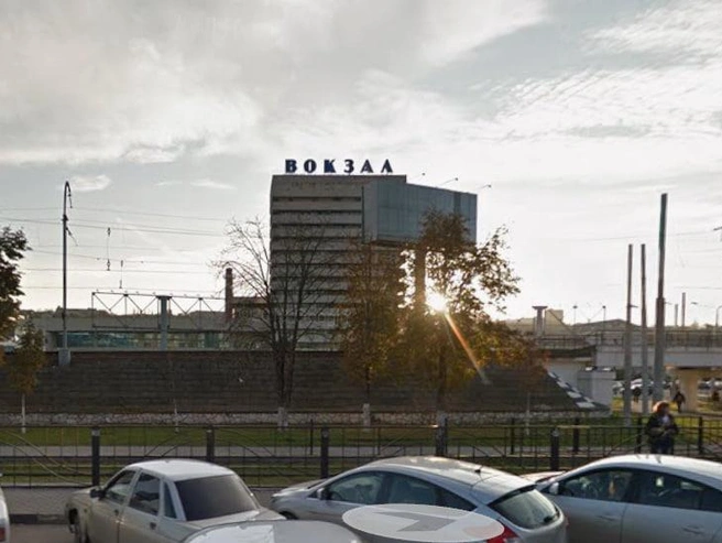 Главный железнодорожный вокзал Ростова до проведения ремонтных работ. | Источник: Google Maps