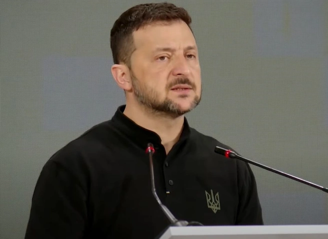 Зеленский анонсировал обсуждение территориальной целостности Украины | ya62.ru
