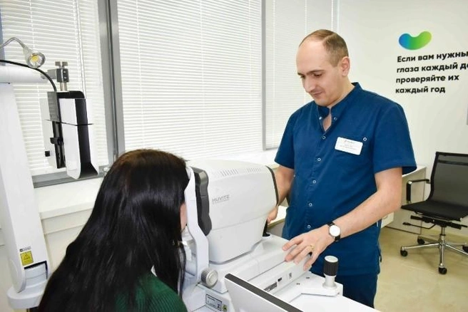 В клинике проводят обследования на новейшем оборудовании и по доступным ценам | Источник: ГлазЦентр