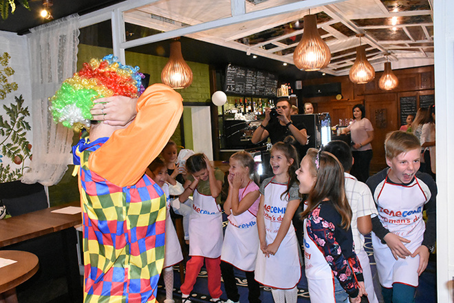 Лепим пельмени на английском