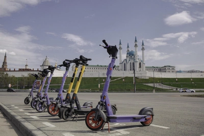 В Казани стартовал сезон аренды электросамокатов