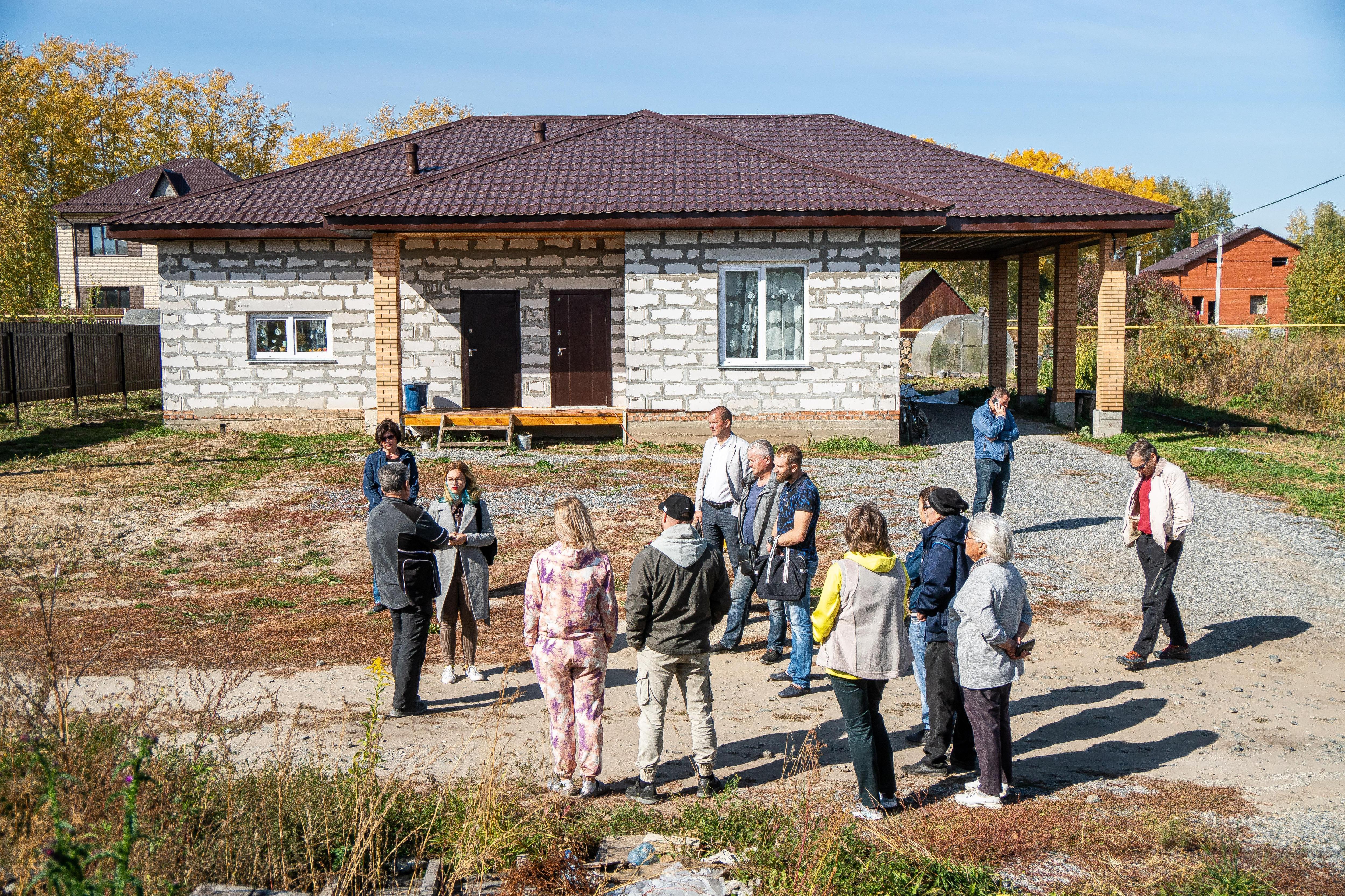 «Вы не знаете, за что платите». Эксперт рассказала, как продавцы частных домов хитрят с ценой квадратного метра