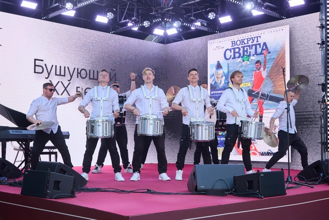 Выступление барабанщиков | Источник: «Шкулёв Медиа Холдинг»