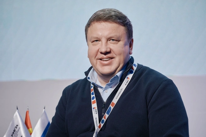 Максим Усынин: «Учебный процесс у нас строится вокруг практики. Причем на практике и стажировках наши студенты достойно зарабатывают» | Источник: МИДиС