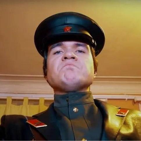 <p>Евгений Баженов (BadComedian)</p>