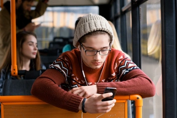 «Вы многое теряете»: почему не стоит «убивать время» с помощью смартфонов и даже книг