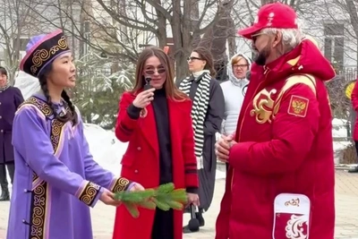 Нивхи станцевали Киркорову в музее на Сахалине