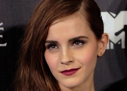 Эмма Уотсон наняла женщину-охранника