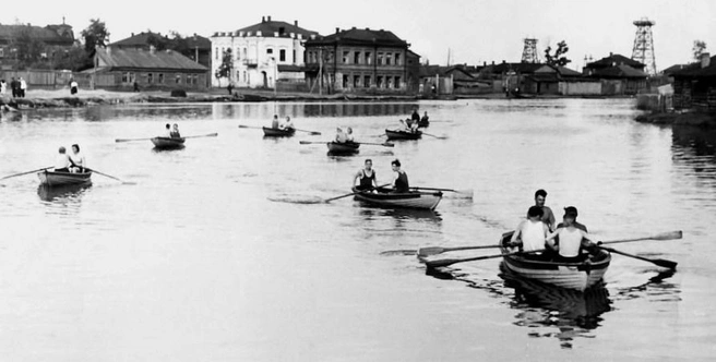 Вид со стороны реки, 1954 год | Источник: личный архив Данила Дегтярева