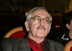 Василий Ливанов о бурной молодости: «Я был гуляка: компании, застолья, музыка, хохот, веселье»