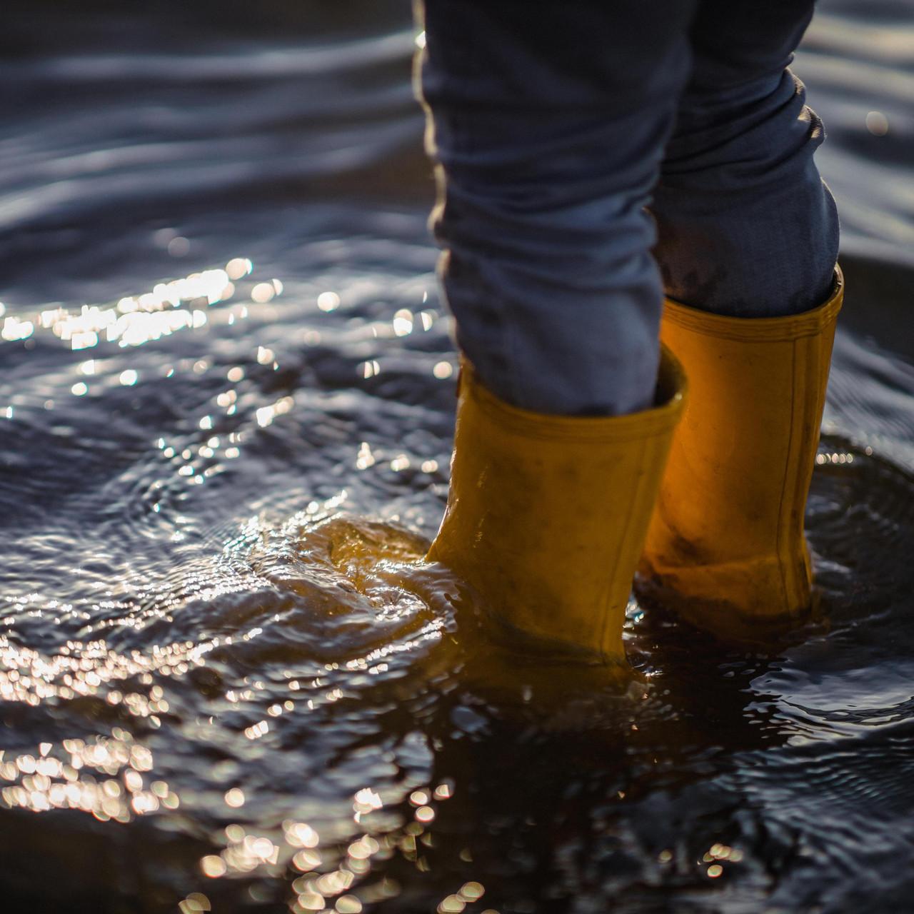 Новый Арбат в воде, машины не справляются: центр Москвы затоплен из-за дождя