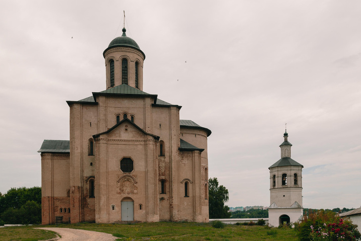 Кирхи, цитадели, храмы и башни: посмотрите на выдающиеся памятники средневековой архитектуры России