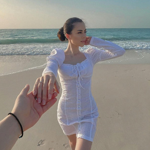 Юля Пушман показала идеальное белое платье на лето 🕊