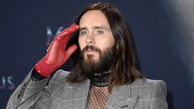 Джаред Лето поет в группе Thirty Seconds to Mars и снимается в кино. Среди фильмов с его участием «Американский психопат», «Маленькие женщины», «Джокер» | Источник: Global Look Press / IMAGO / Frederic Kern