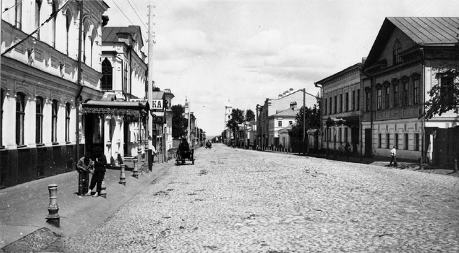 Как выглядела улица Ильинская в Нижнем Новгороде в конце XIX века | Источник: pastvu.com