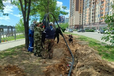Поливочный водопровод на набережной Приволжского Затона