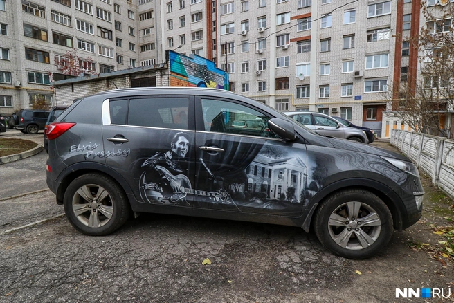 Элвиса Пресли запомнили как «короля рок-н-ролла» | Источник: Наталья Бурухина / NN.RU