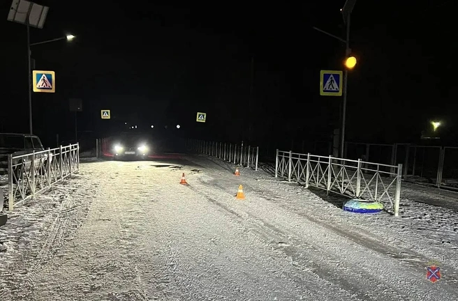 Авария произошла у входа в сельскую школу | Источник: ГУ МВД России по Волгоградской области