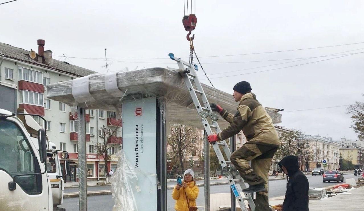 В Перми начали устанавливать умные остановки с Wi-Fi и возможностью  зарядить телефон 1 октября 2022 г. - 1 октября 2022 - 59.ру