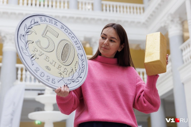 Откладывать на пенсию можно ежемесячно | Источник: Алексей Волхонский / V1.RU