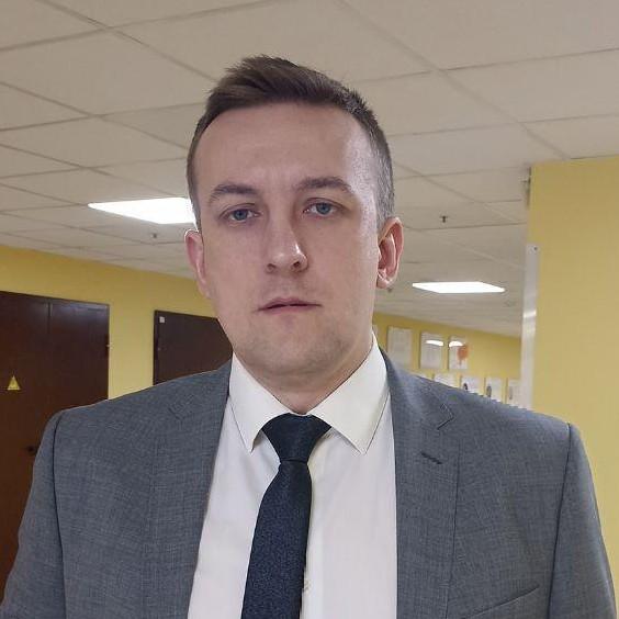 <p>Павел Зюзин</p>