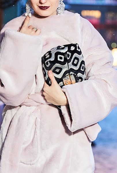 Шуба и платье-комбинация LittleDrama by N&C; клатч Furla; серьги Jewel Mania