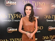 Сладкая жизнь! Бородина красиво отдыхает на Капри с отчимом-итальянцем, пока Омаров проводит время с Теоной