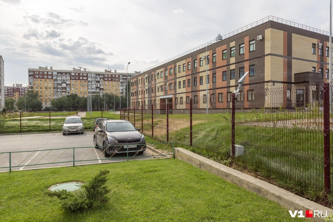Дома по улице Героев Тулы не была включена в зону обслуживания новой школы | Источник: Константин Завриков / V1.RU