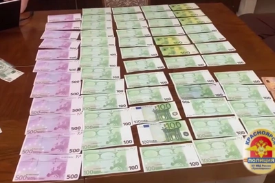 Арест за подкуп от УК: нашли пачки евро