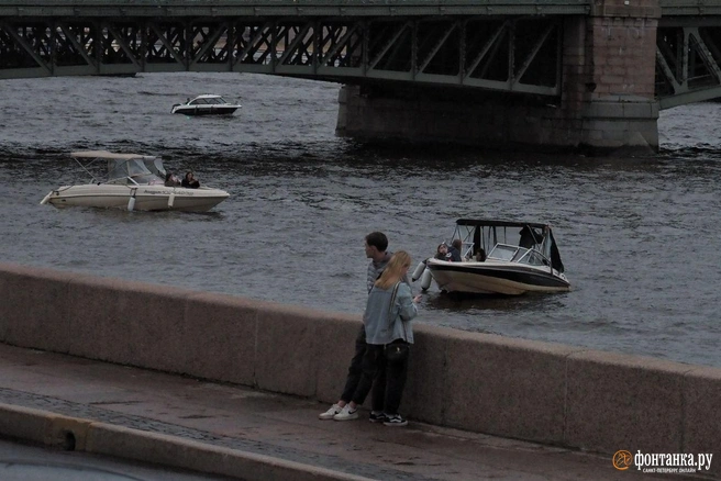 Только ушёл один, а в дверях уже другой. Новый гость подпортит погоду в Петербурге | Источник: Михаил Огнев / «Фонтанка.ру»