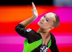 Кто такая Ангелина Мельникова — гимнастка, вернувшая России золото