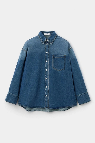 Вне офиса: как деловой стиль стал частью повседневной моды и культуры