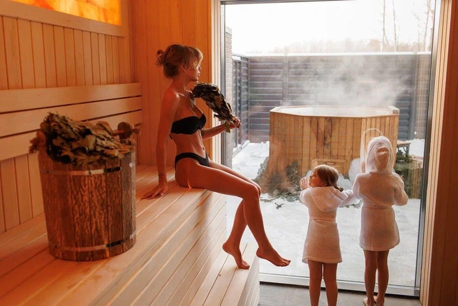 Полюбоваться заснеженным пейзажем можно прямо из панорамных окон | Источник: ИП Деменко Аркадий Николаевич