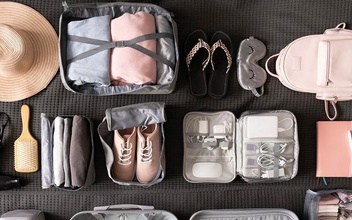 В соцсетях показали необычный способ упаковки одежды в поездку