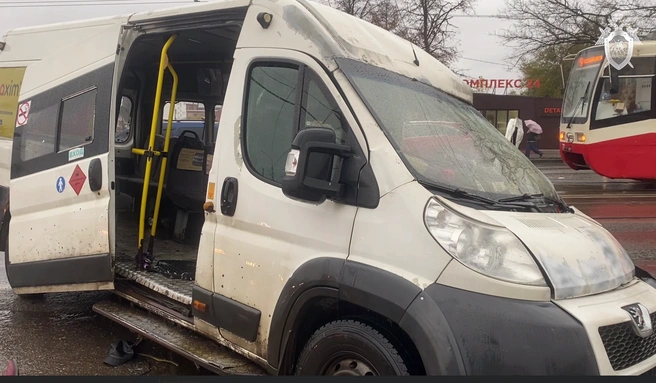 У одной из маршруток почти отлетела автоматическая дверь | Источник: СУ СК России по Тульской области