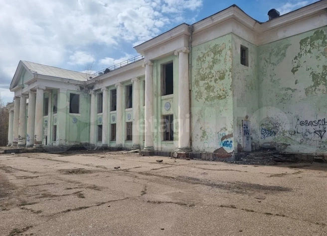 «Авангард» забросили еще в 90-е | Источник: сайт объявлений