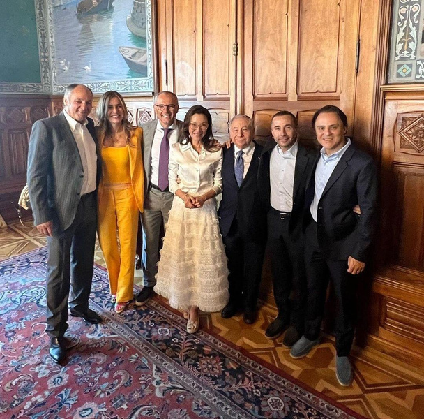 Звезда фильма «Все везде и сразу» Мишель Йео вышла замуж