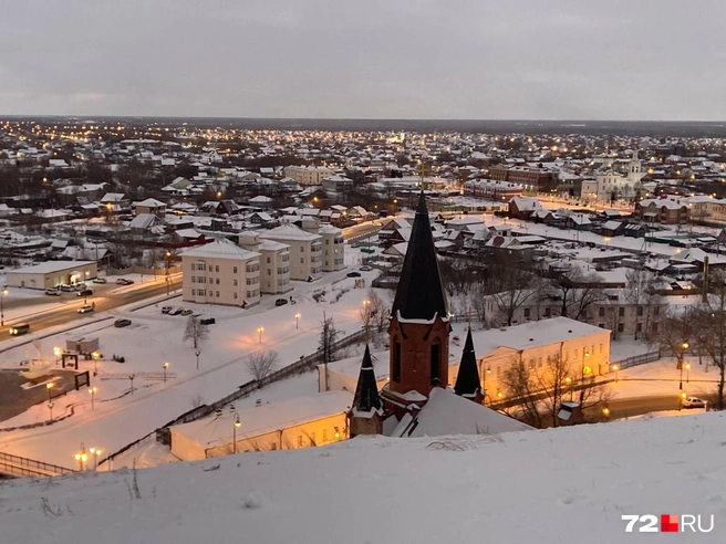 Вид с Кремля на подгорную часть города | Источник: Артур Галиев